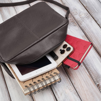 Torebka damska skórzana na ramię brązowa klasyczna pojemna E-30-BR