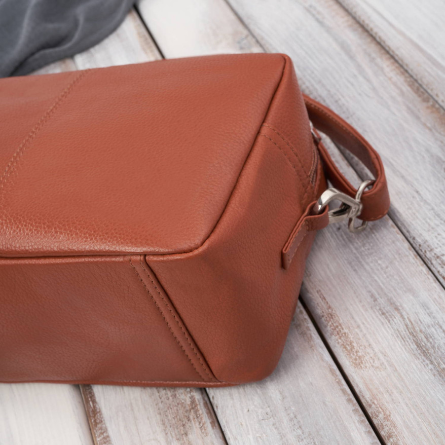 Torebka damska skórzana na ramię koniakowa pojemna klasyczna E-30-CG