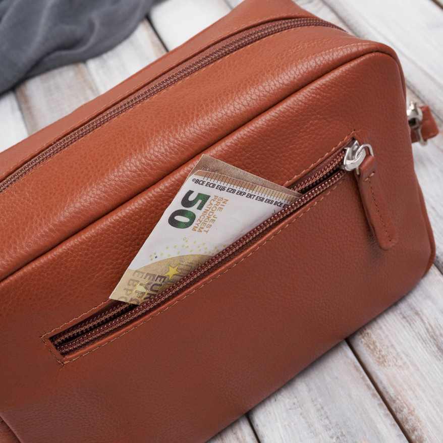 Torebka damska skórzana na ramię koniakowa pojemna klasyczna E-30-CG