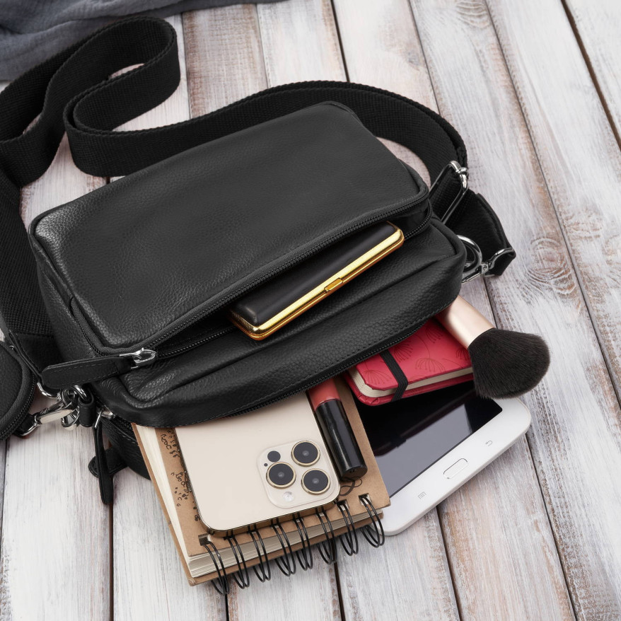 Torebka damska listonoszka skórzana z etui na klucze i drobiazgi czarna E-34-BL