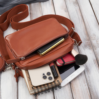 Torebka damska listonoszka skórzana z etui na klucze i drobiazgi koniakowa E-34-CG