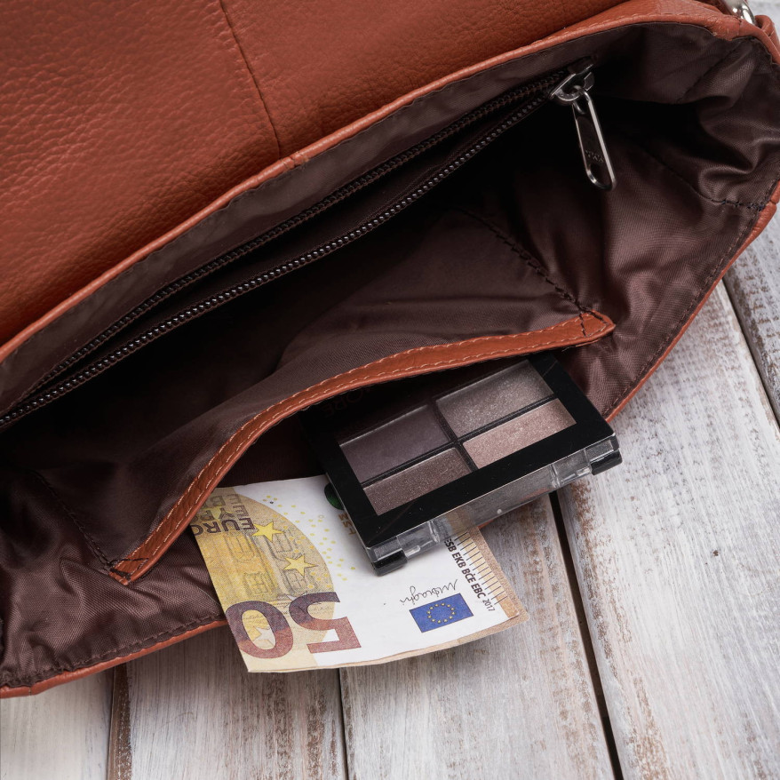 Torebka damska mała listonoszka skórzana na ramię koniakowa E-35-CG