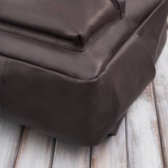 Plecak skórzany unisex do pracy na laptopa do szkoły A4 brązowy E-29-BR