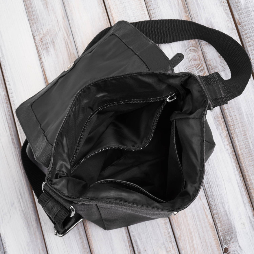 Listonoszka męska klasyczna ze skóry naturalnej czarna Paolo Peruzzi E-31-BL