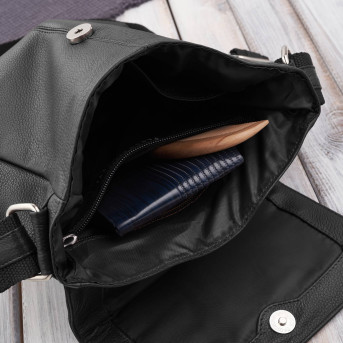 Listonoszka męska klasyczna ze skóry naturalnej czarna Paolo Peruzzi E-31-BL