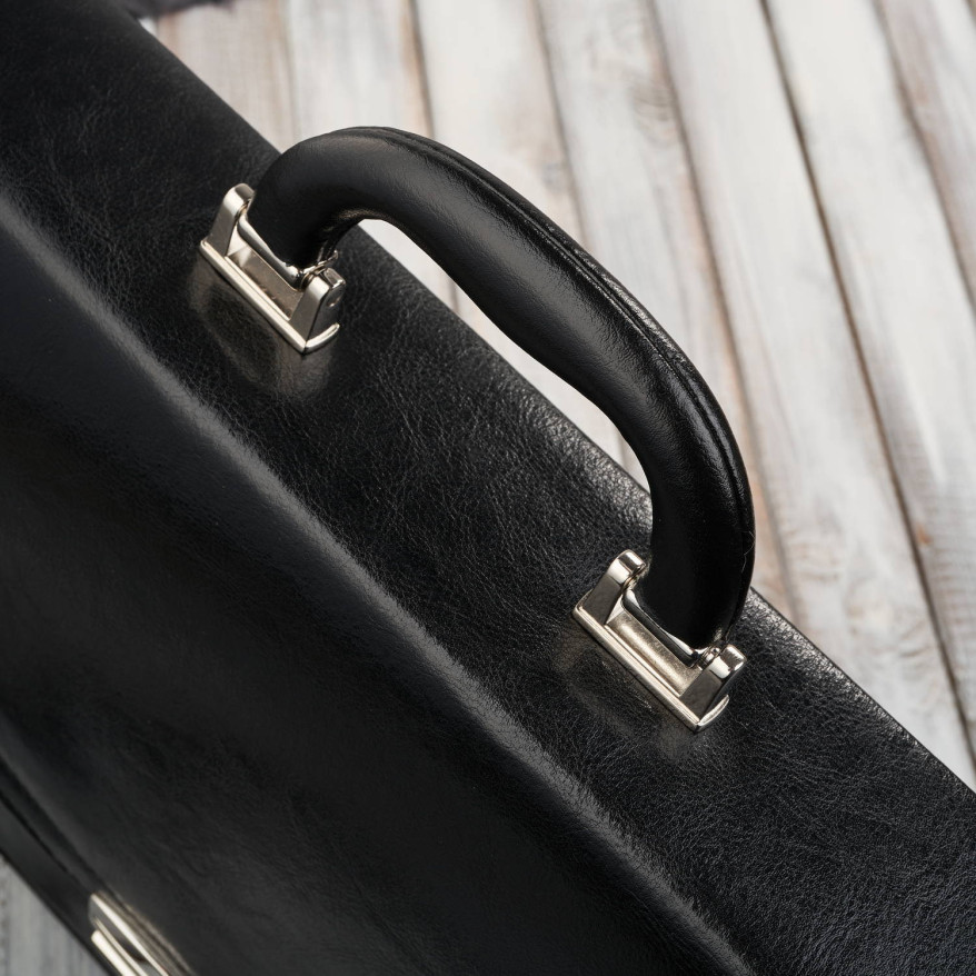 Aktówka męska skórzana do ręki i na ramię elegancka czarna S-46-BL