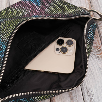 Nerka skórzana saszetka damska na pas z printem imitującym skórę wężową T-36-A