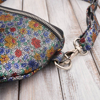 Nerka damska skórzana w kwiaty saszetka na pas na ramię T-36-B