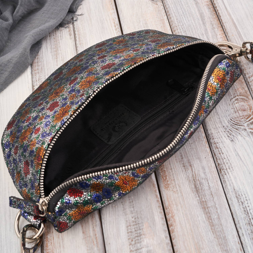 Nerka damska skórzana w kwiaty saszetka na pas na ramię T-36-B