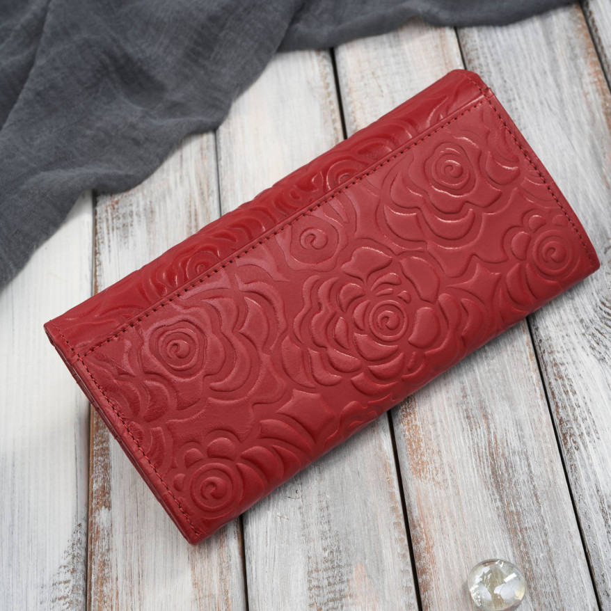 Portfel damski skórzany duży z tłoczeniem w kwiaty czerwony Paolo Peruzzi AL-12-RD