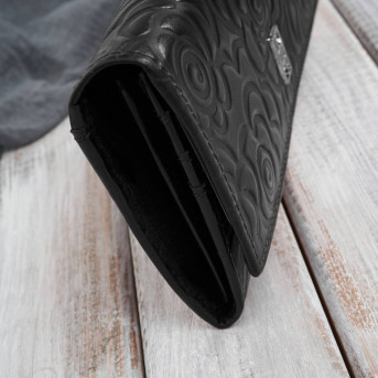 Portfel damski skórzany z tłoczeniem w kwiaty czarny z ochroną RFID Paolo Peruzzi AL-12-BL