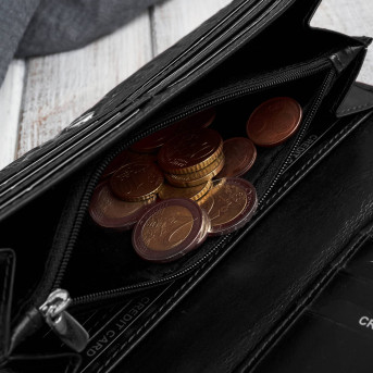 Portfel damski skórzany z tłoczeniem w kwiaty czarny z ochroną RFID Paolo Peruzzi AL-12-BL