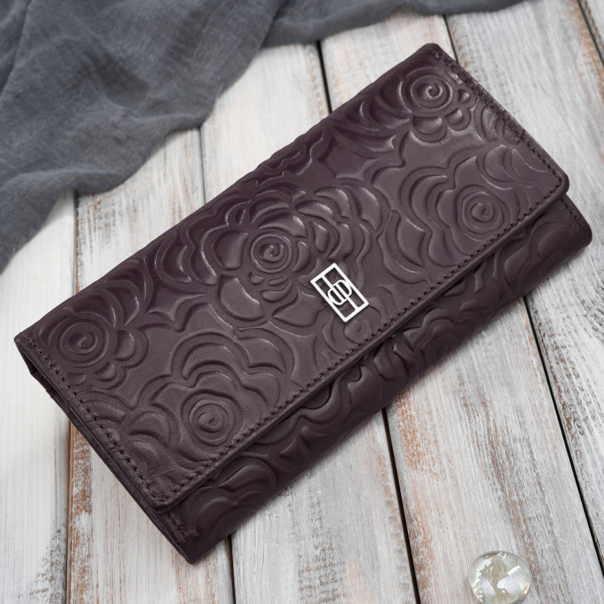 Poziomy portfel damski skórzany w kolorze burgundowym z metalowym logo duży Paolo Peruzzi  AL-12-BGD