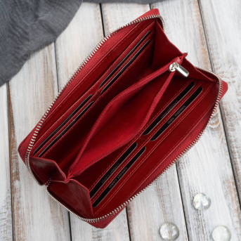 Portfel damski skórzany w kwiaty czerwony z metalowym logo Paolo Peruzzi AL-13-RD