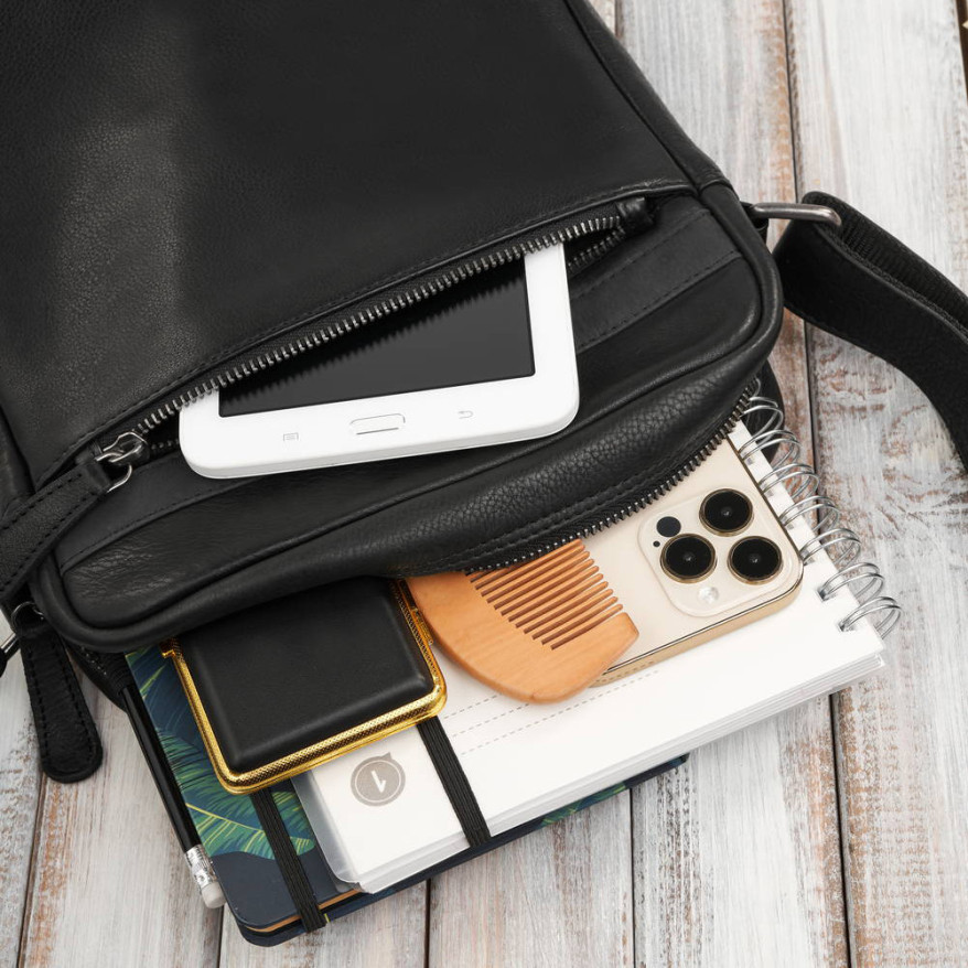 Listonoszka męska skórzana na ramię torba męska w kolorze czarnym Paolo Peruzzi AL-20-BL