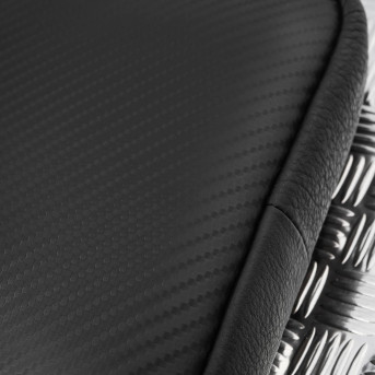 Saszetka męska skórzana na ramię z tłoczeniem typu carbon czarna AL-19-BL