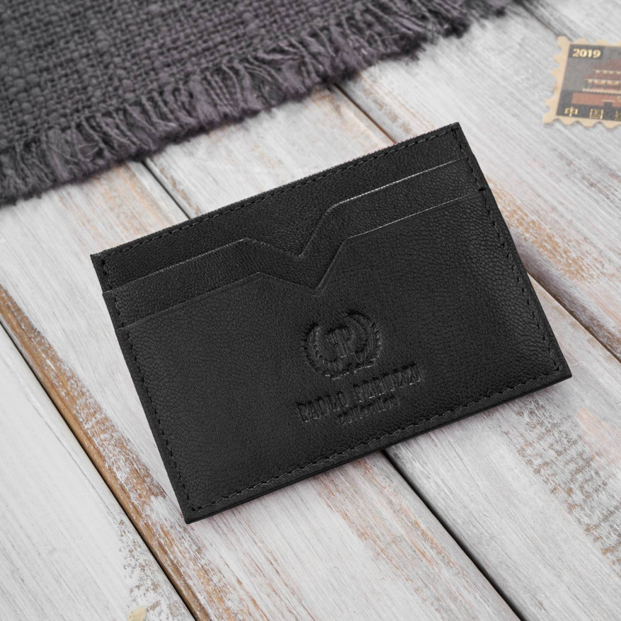 Etui na karty i wizytówki skórzane minimalistyczne praktyczne etui czarne Paolo Peruzzi T-150-BL