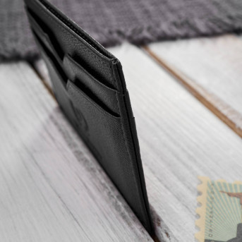 Etui na karty i wizytówki skórzane minimalistyczne praktyczne etui czarne Paolo Peruzzi T-150-BL