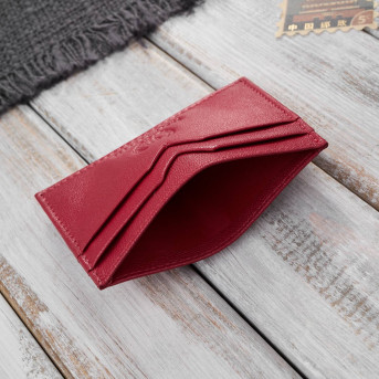 Etui na karty i wizytówki skórzane minimalistyczne praktyczne etui czerwone Paolo Peruzzi T-150-RD