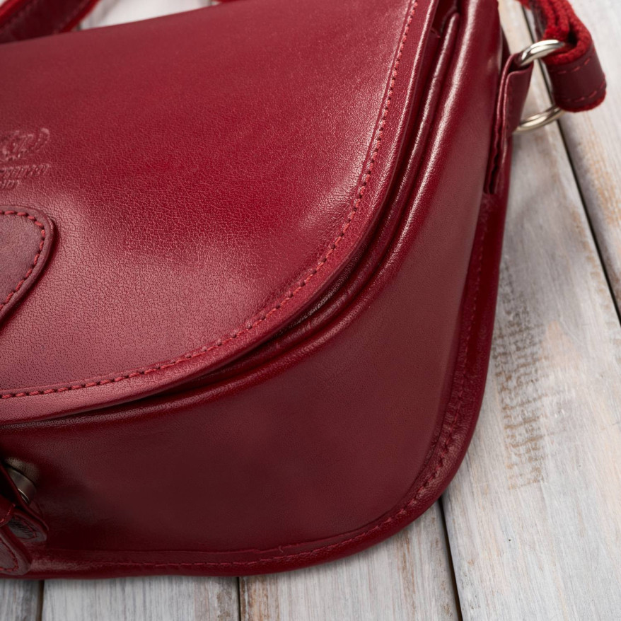 Torebka damska skórzana listonoszka ze skóry licowej czerwona T-39-KRD