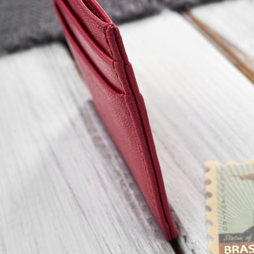 Etui na karty i wizytówki skórzane minimalistyczne praktyczne etui czerwone T-151-RD