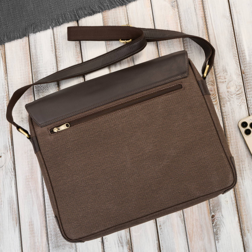 Torba męska na ramię na laptopa ze skóry naturalnej i canvasu brązowa AY-02-BR