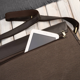 Torba męska na ramię na laptopa ze skóry naturalnej i canvasu brązowa AY-02-BR