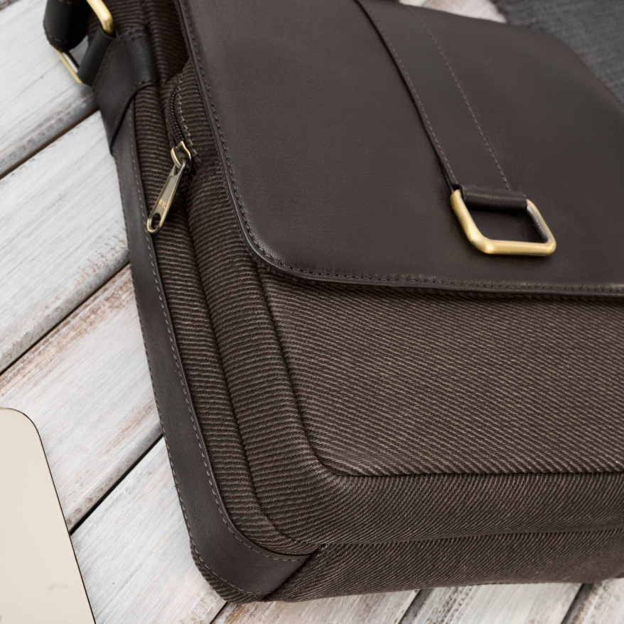 Listonoszka męska na ramię ze skóry i bawełnianego canvasu Paolo Peruzzi AY-01-BR