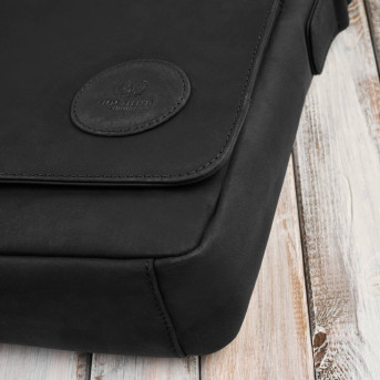 Męska czarna torba na ramie ze skóry naturalnej vintage T-147-HBL