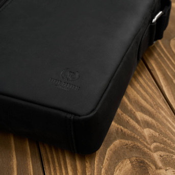 Saszetka męska skórzana na ramię czarna listonoszka vintage