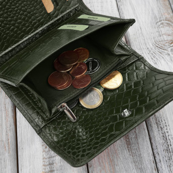 Portfel damski skórzany mały ciemnozielony croco w orientacji poziomej z RFID Paolo Peruzzi