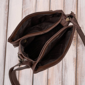 Torebka damska skórzana na ramię brązowa kompaktowa listonoszka IM-04-BR