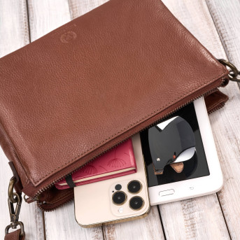 Torebka damska skórzana na ramię koniakowa kompaktowa listonoszka IM-04-CG