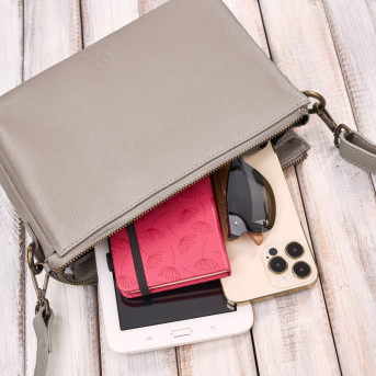 Torebka damska skórzana na ramię kremowa kompaktowa listonoszka IM-04-CR