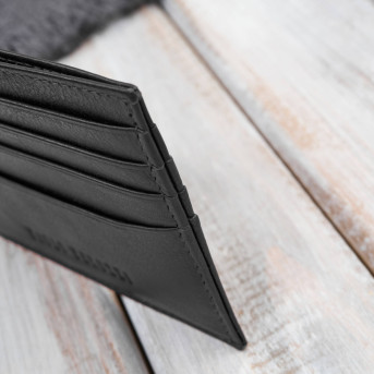 Etui na karty skórzane praktyczne etui czarne z wycięciem Paolo Peruzzi