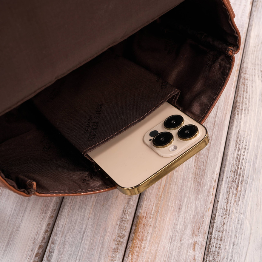 Torebka damska skórzana listonoszka ze skóry licowej czerwona T-39-KRD