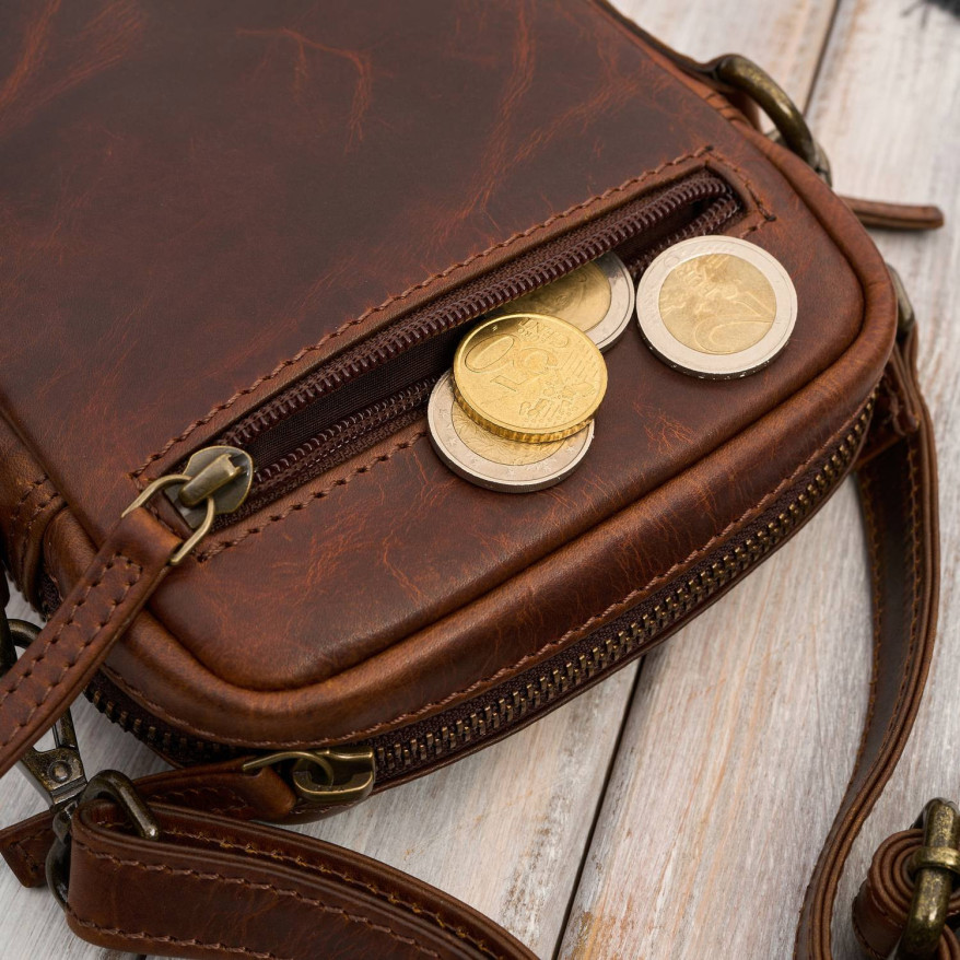 Saszetka męska skórzana na ramię brązowa Paolo Peruzzi IM-02-BR | Mała i funkcjonalna