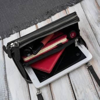 Damska mała skórzana kopertówka czarna ze złotymi okuciami KV-02-BLZ – elegancka torebka na ramię i do ręki