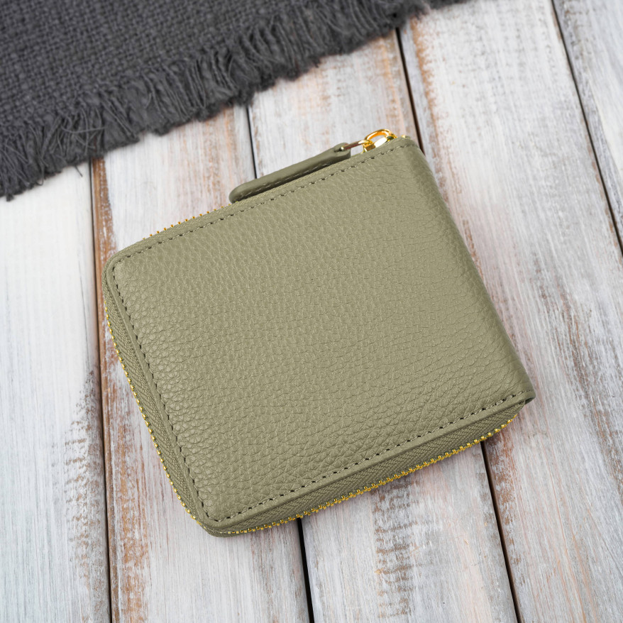 Portfel damski skórzany zielony mały RFID Paolo Peruzzi KV-04-GR – poziomy, zapinany na zamek