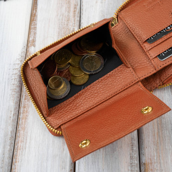 Portfel damski skórzany koniakowy mały RFID Paolo Peruzzi KV-04-CG – poziomy, zapinany na zamek