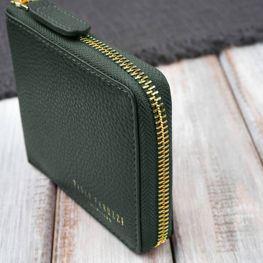 Portfel damski skórzany ciemnozielony mały RFID Paolo Peruzzi KV-04-DGR – poziomy, zapinany na zamek