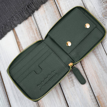 Portfel damski skórzany ciemnozielony mały RFID Paolo Peruzzi KV-04-DGR – poziomy, zapinany na zamek