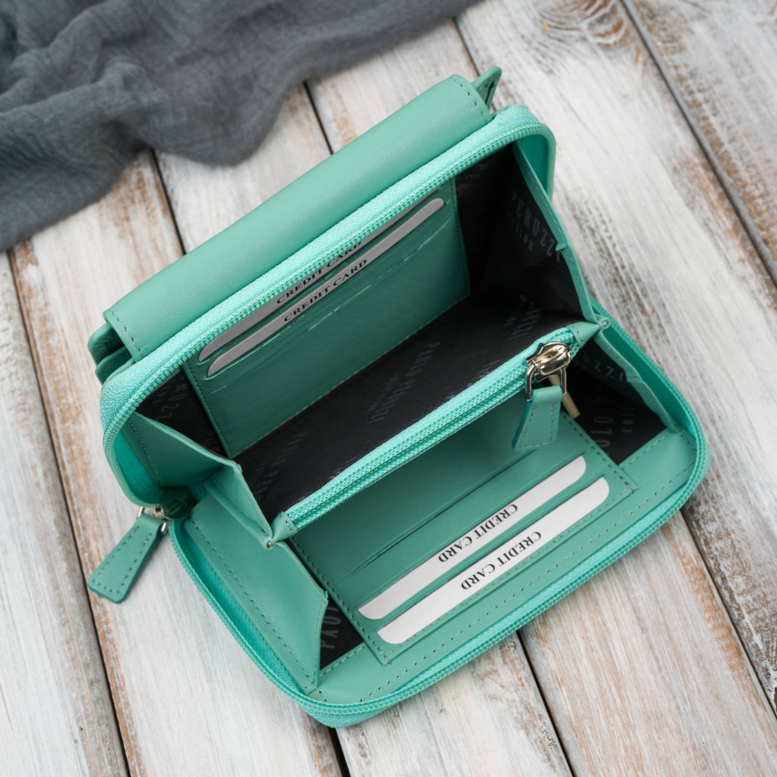 Portfel damski skórzany błękitny duży w orientacji poziomej z RFID Paolo Peruzzi SL-07-CB