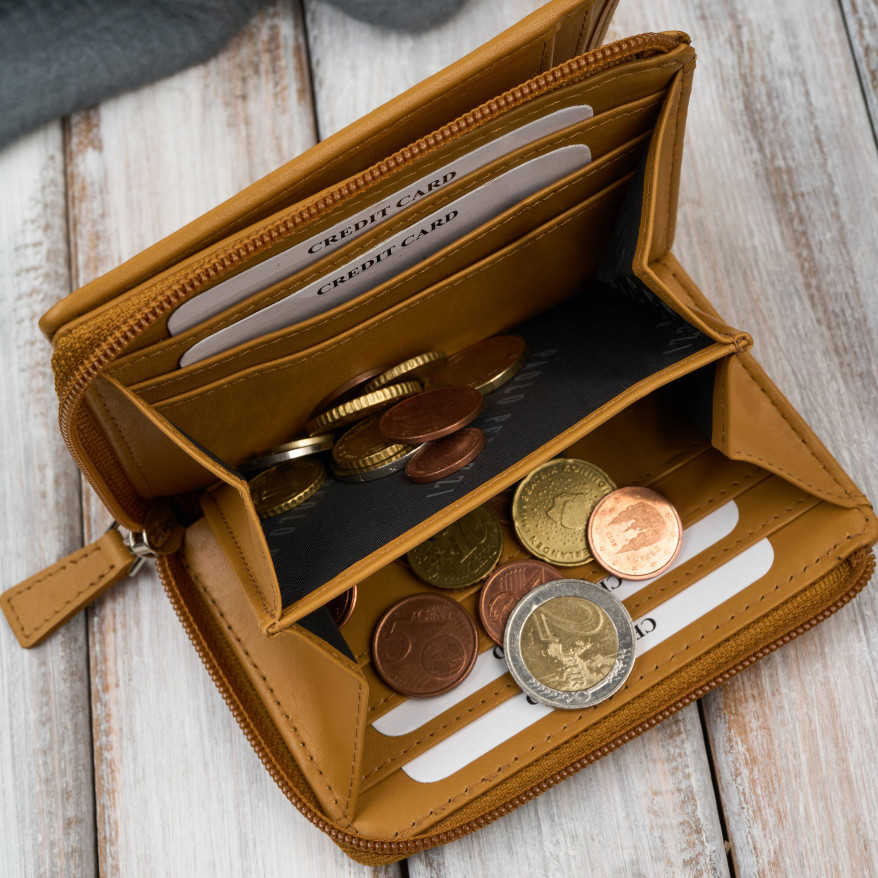 Portfel damski skórzany mały żółty w orientacji poziomej z RFID Paolo Peruzzi SL-06-MNG