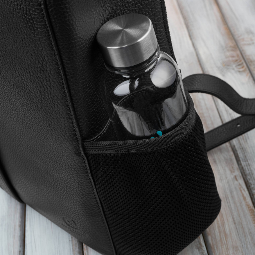 Plecak skórzany czarny miejski do pracy premium kompaktowy Paolo Peruzzi T-144-BL