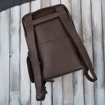 Plecak skórzany brązowy miejski do pracy premium kompaktowy Paolo Peruzzi T-144-BR