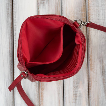 Mała torebka damska skórzana kopertówka na ramię crossbody do ręki czerwona AY-24-RD