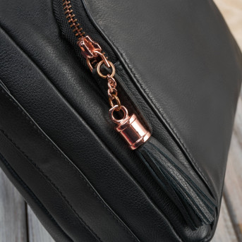 Klasyczna torebka damska skórzana czarna Paolo Peruzzi AY-22-BLRG rose gold