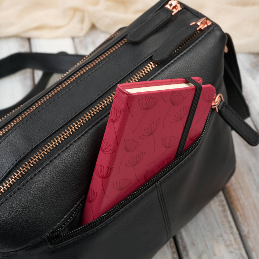 Klasyczna torebka damska skórzana czarna Paolo Peruzzi AY-22-BLRG rose gold