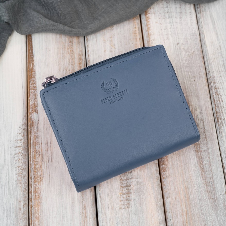 Portfel damski skórzany mały błękitny w orientacji poziomej z RFID Paolo Peruzzi SL-06-CB